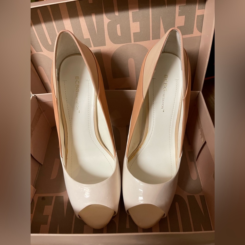 BCBG Generation Pink and White Leather Shoes